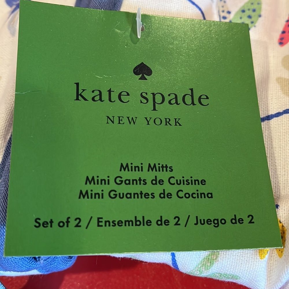 NWT Kate Spade mini oven mitts - Picture 2 of 3